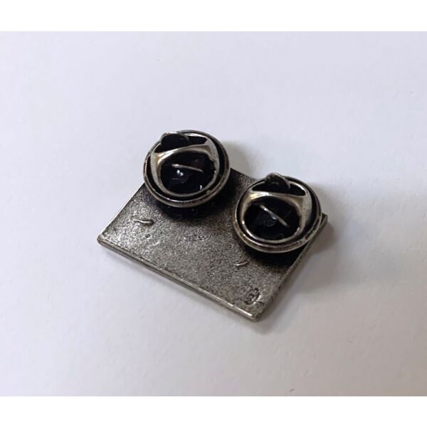 WallBuilders Flag Lapel Pin (Close-up)